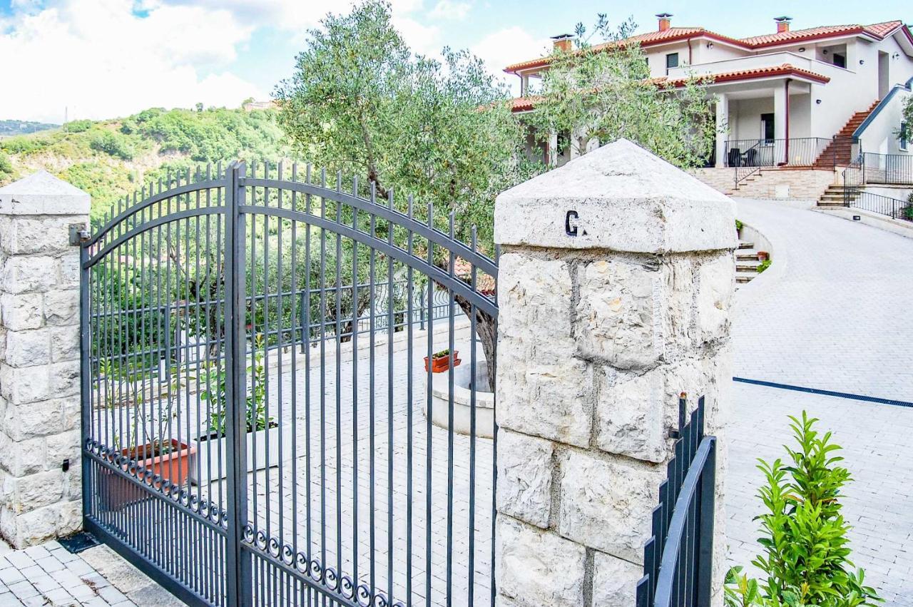 Apartamento Casa Elisabetta Shortlets Caposele Exterior foto